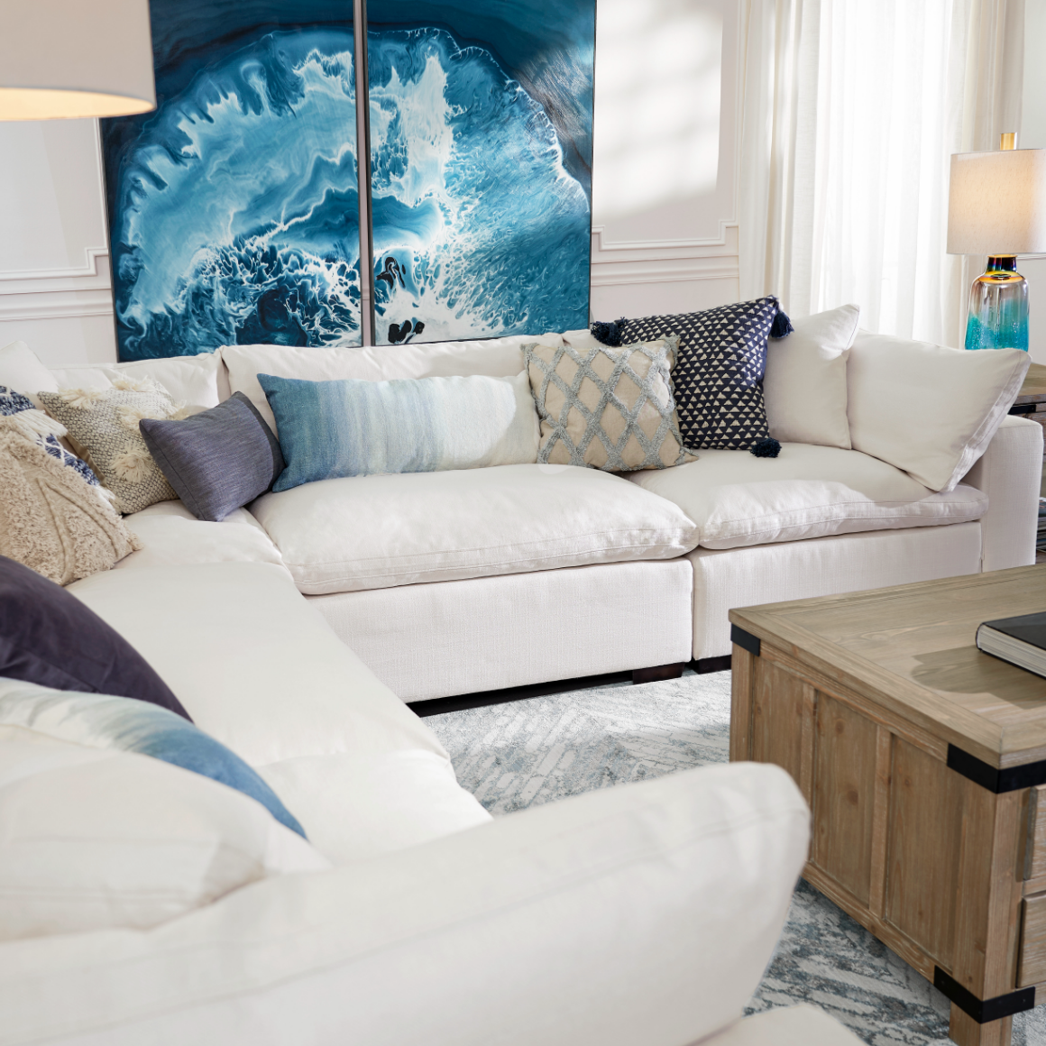 Plush living room splash image